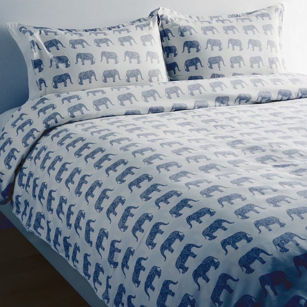 MELANGE HOME ELEPHANT PRINT 400 TC DUVET COVER AND 2 SHAMS NAVY/WHITE NWT